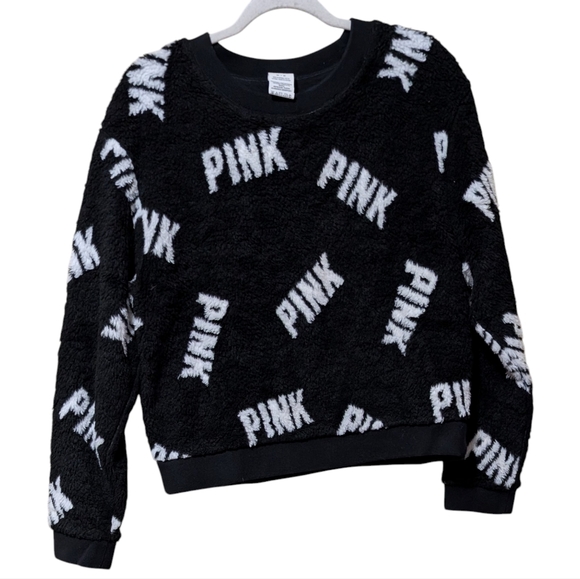 Victoria Secret's all over print Pink top size Medium spell out faux fur black - Picture 8 of 8